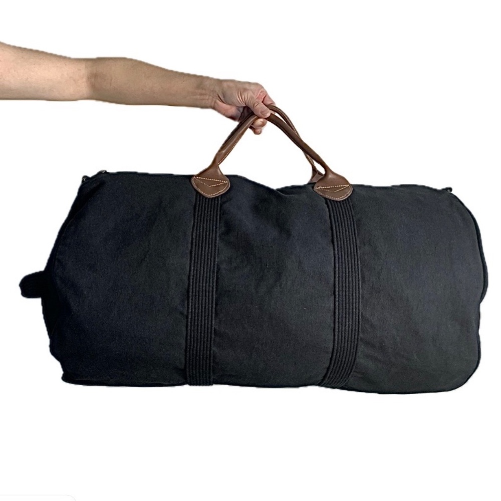 Black and Brown Handles Medium Zip Up Duffle Weekender Bag (GUC)